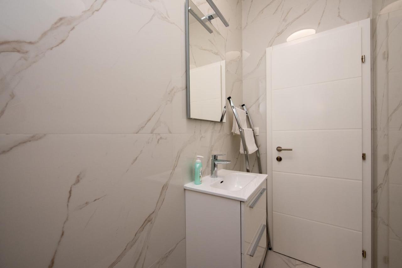 Apartment Katicic Сплит Екстериор снимка