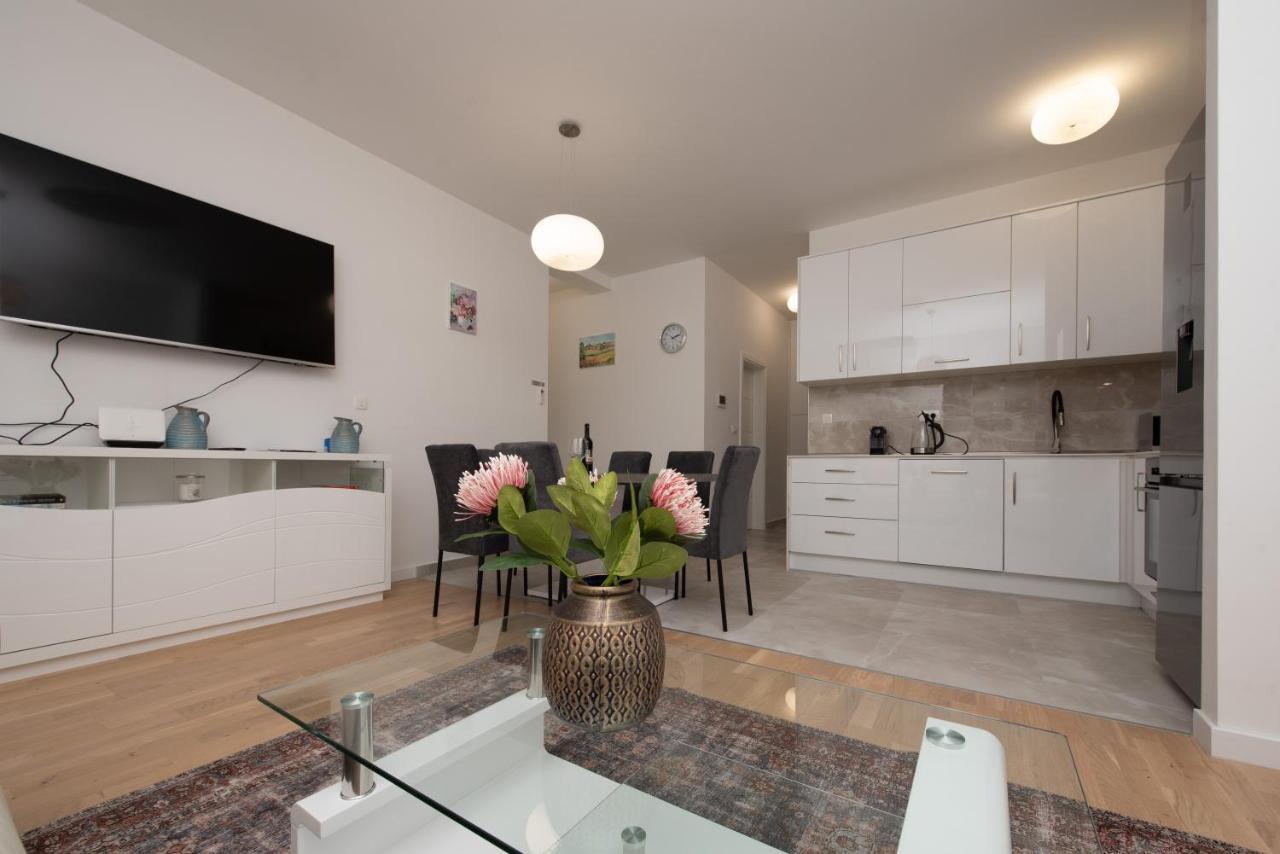 Apartment Katicic Сплит Екстериор снимка