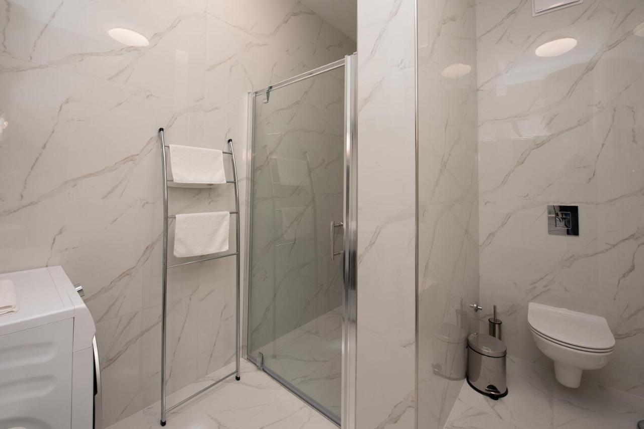Apartment Katicic Сплит Екстериор снимка